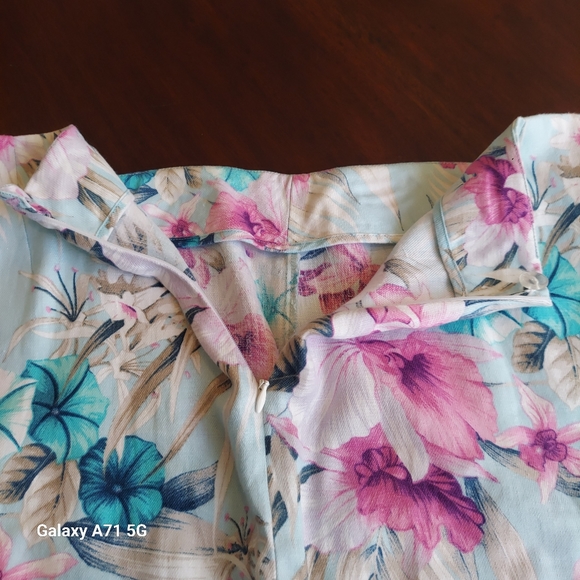 Tommy Bahama Florencia Short Skirt 100% Linen Spring Rain Print Sz 6 - Picture 6 of 14
